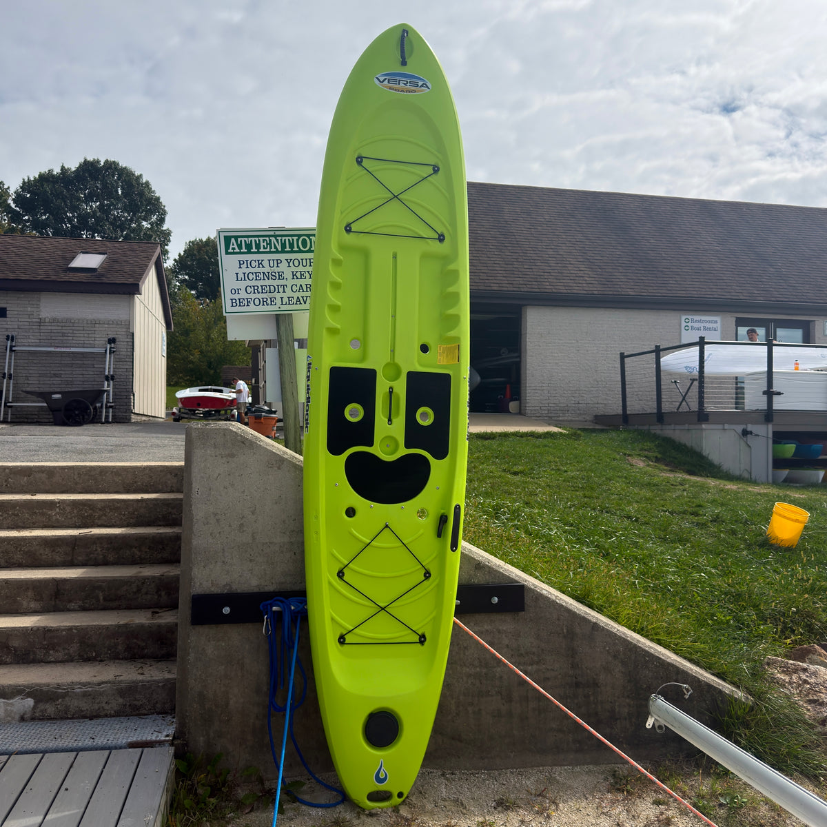LiquidLogic Versa Board Paddleboard (Used)